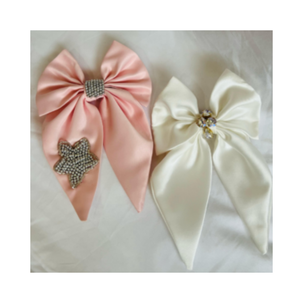Makeda Barrettes à cheveux : Nœud Papillon en Satin